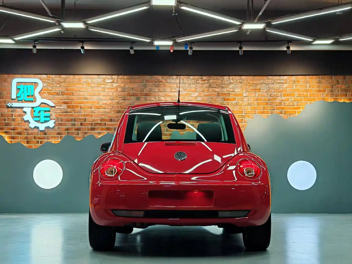 Volkswagen Beetle 2008 1.8T AT Luxury фото 9