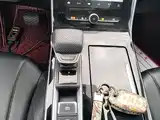 Фото 13 - Roewe RX5 MAX