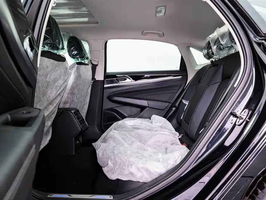 Volkswagen Passat New Energy 2025 430PHEV Hybrid Business Edition фото 12