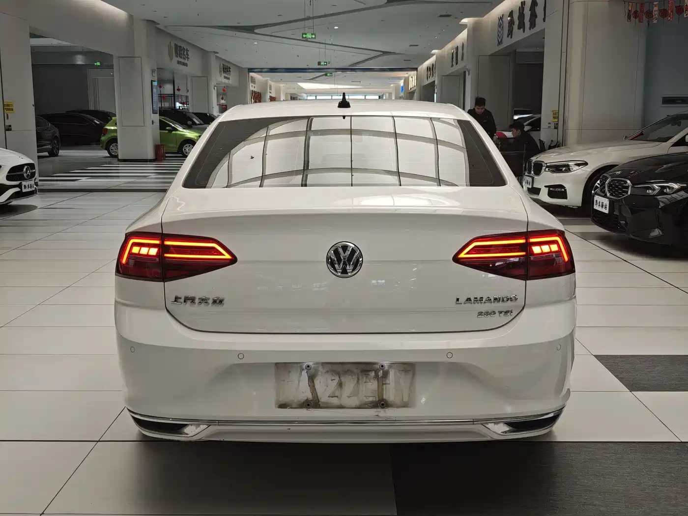 Volkswagen Lamando 2021 280TSI DSG Comfort Edition фото 6