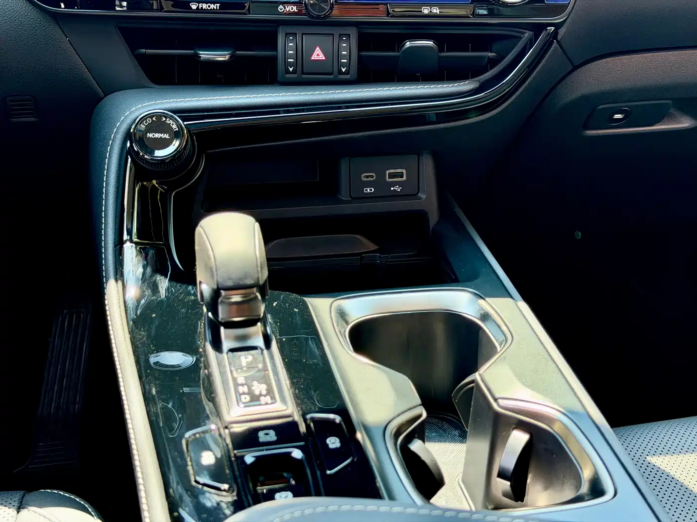Lexus NX 2024 2024 260 FWD Joy Creation Edition