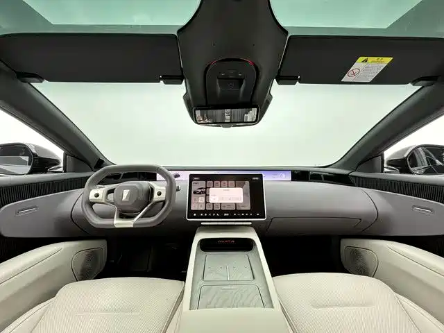 Avatr 12 2025 Max Extended Range Edition фото 9
