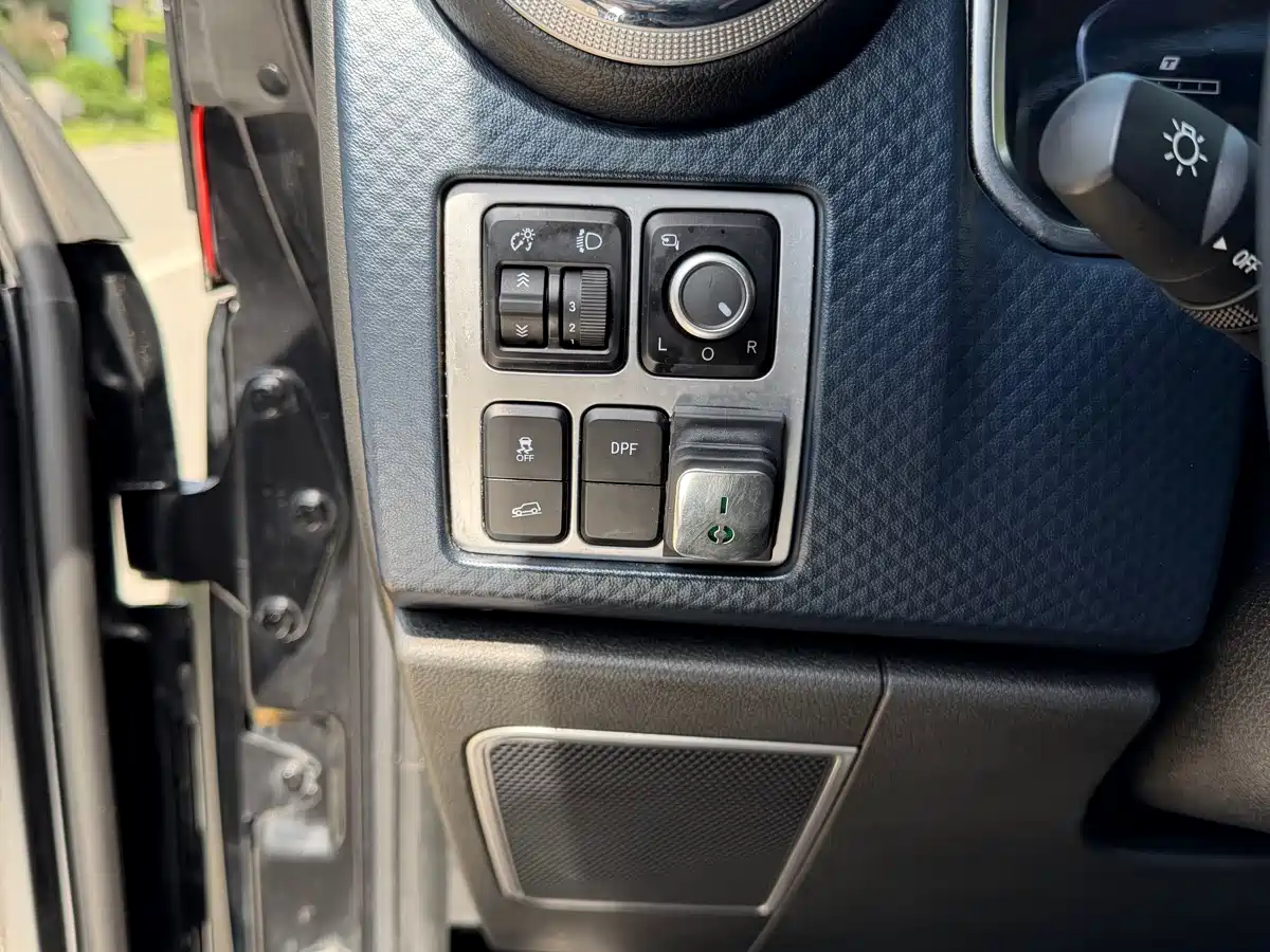 BAIC ORV Beijing Offroad BJ40 2023 2.0D Automatic 4WD Blade Hero Edition Knight Type фото 11