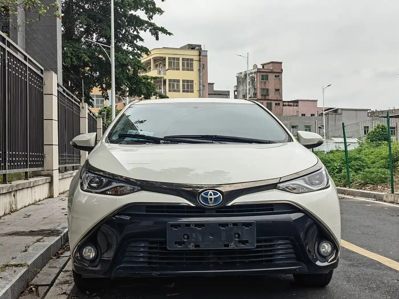 Toyota Levin Twin Engine E+ 2019 1.8PH GS E-CVT Elite Edition фото 2