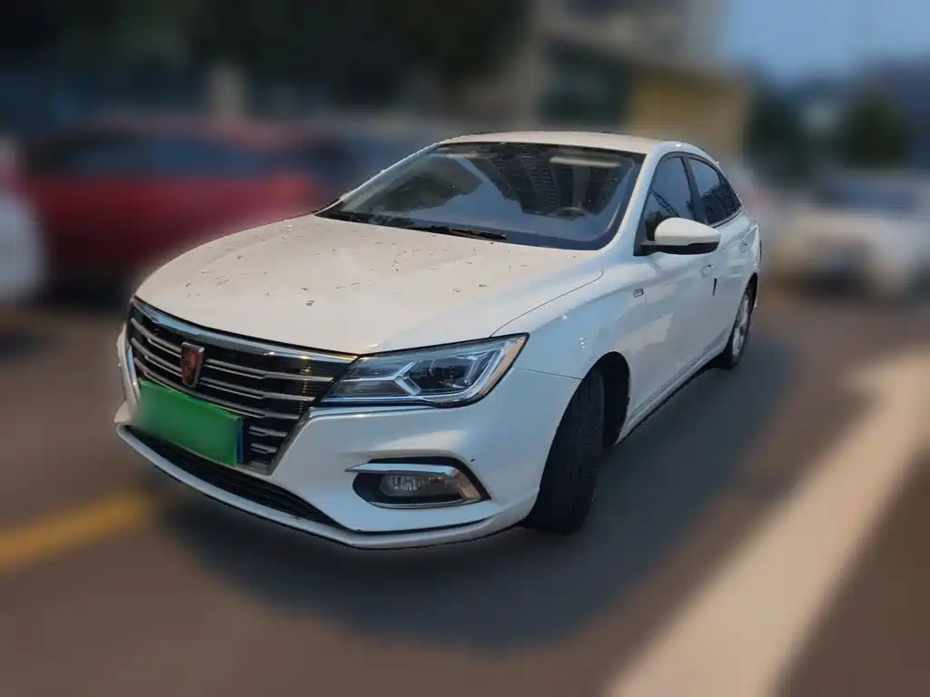 Фото 1 - Roewe i5