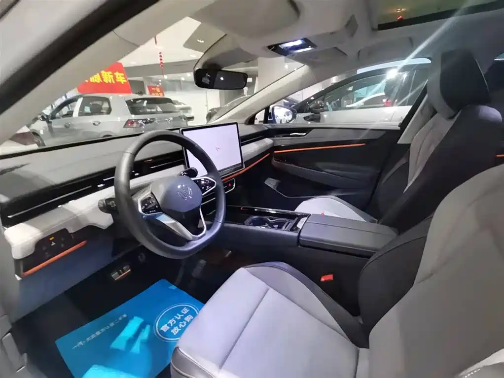 VOLKSWAGEN ID.7 VIZZION