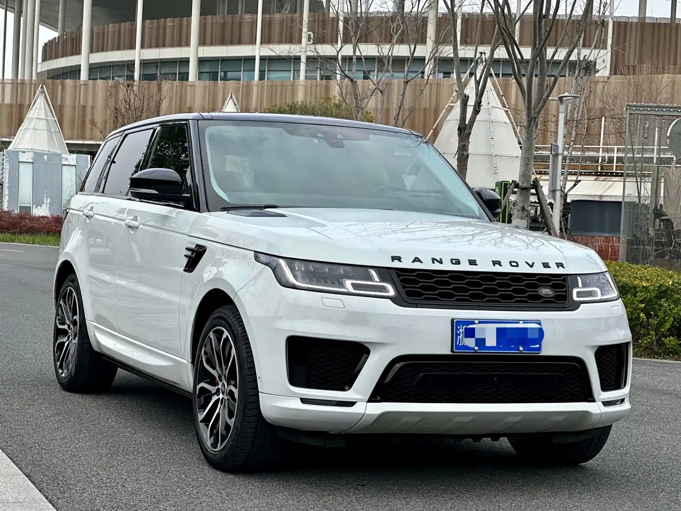 Land Rover Range Rover Sport 2021 3.0 L6 Gloss Black Edition фото 3