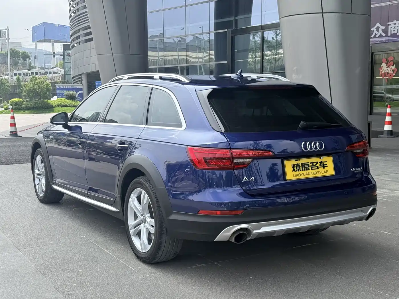 Audi A4 (Import) 2017 2017 45 TFSI allroad quattro Fashion
