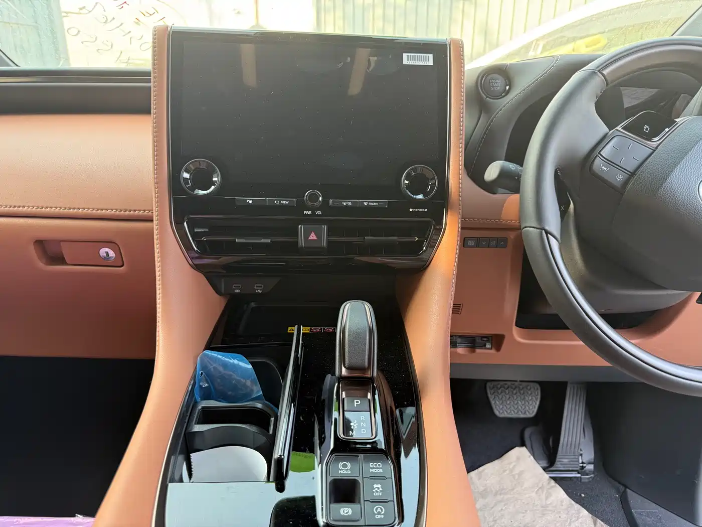 Toyota Vellfire 2025 Crown Hybrid 2.5L Ink Gold Edition фото 8