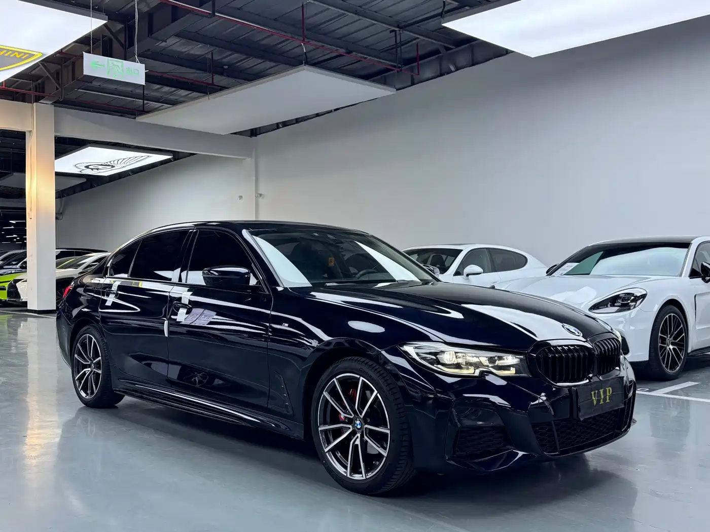 BMW 3-SERIES