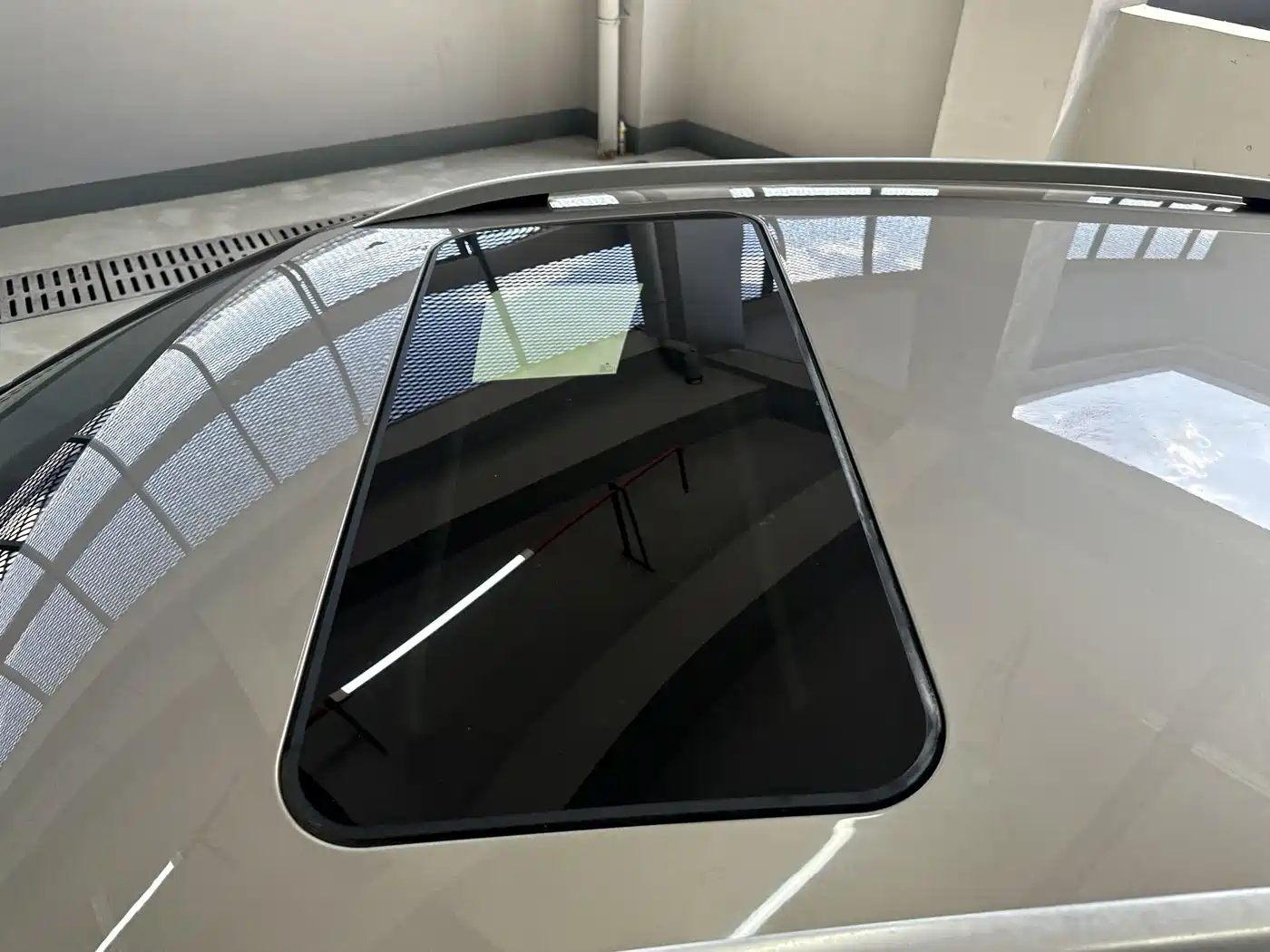 Volkswagen Polo 2014 1.6L Cross Polo Automatic фото 14