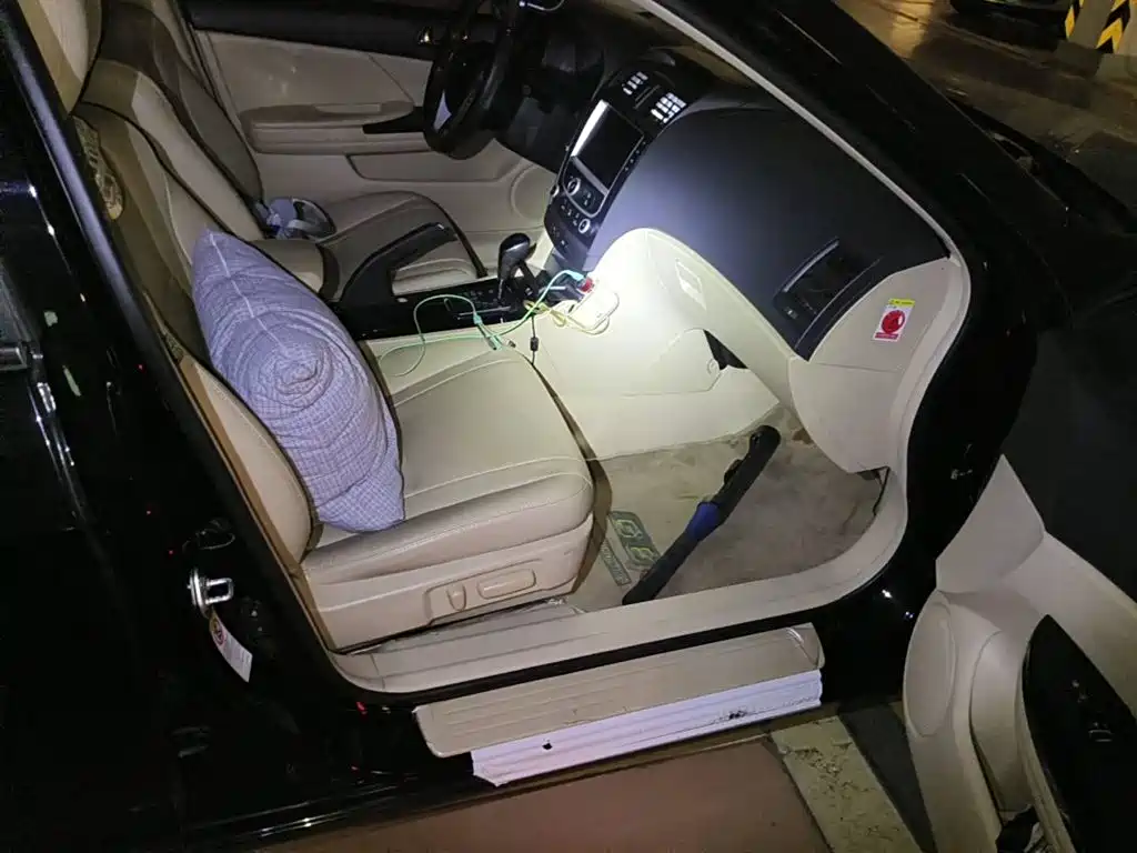 BYD G6 2013 2012 1.5T Automatic Honor Edition