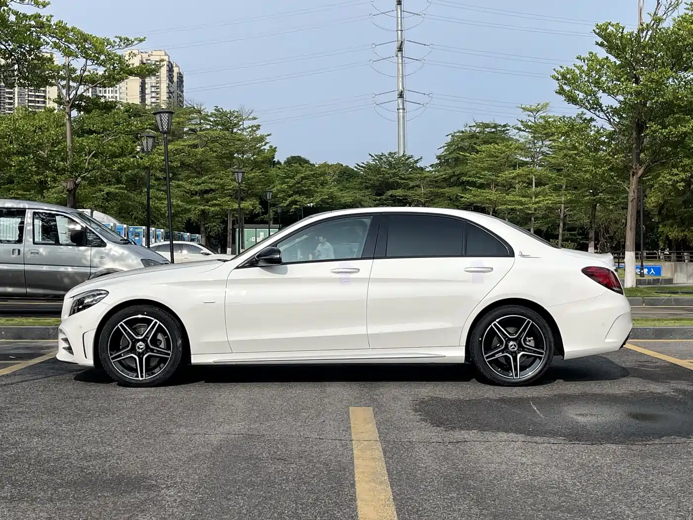 Mercedes-Benz C-Class 2021 C 260 L Sport Starry Exclusive Edition фото 7