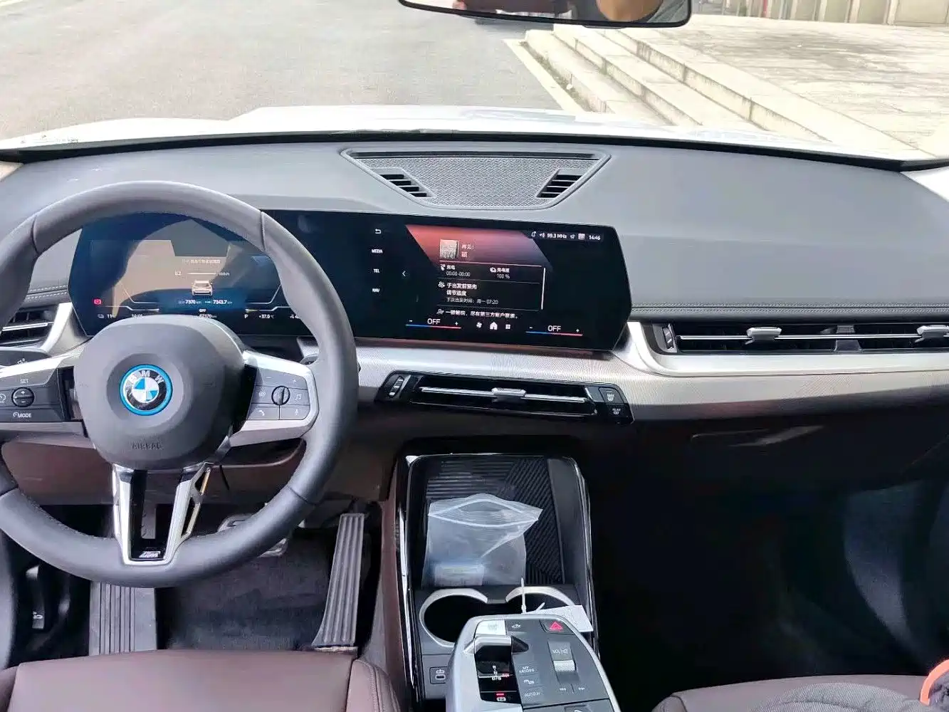 BMW iX1 2025 2025 eDrive25L M Sport Package