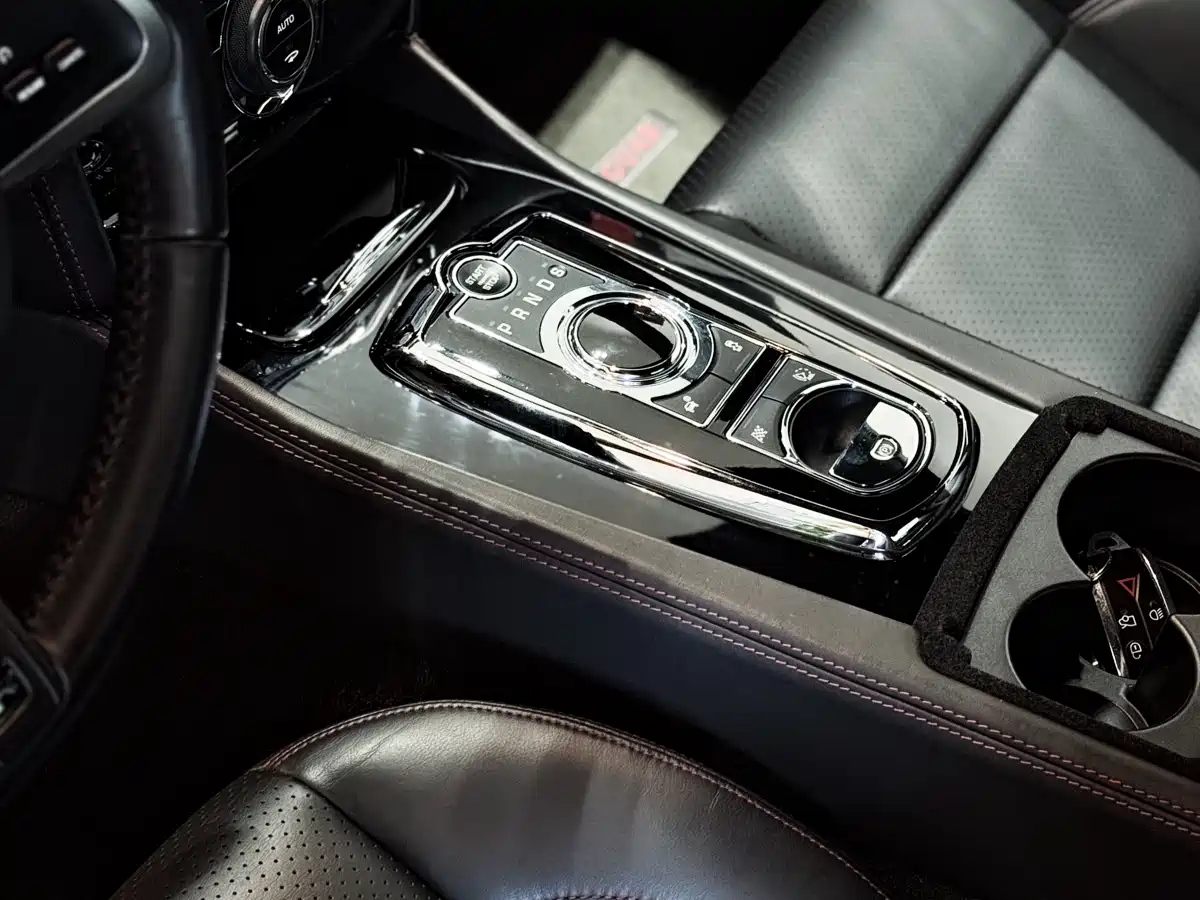 Jaguar XK 2013 XKR 5.0L Masterpiece Limited Edition Coupe фото 9