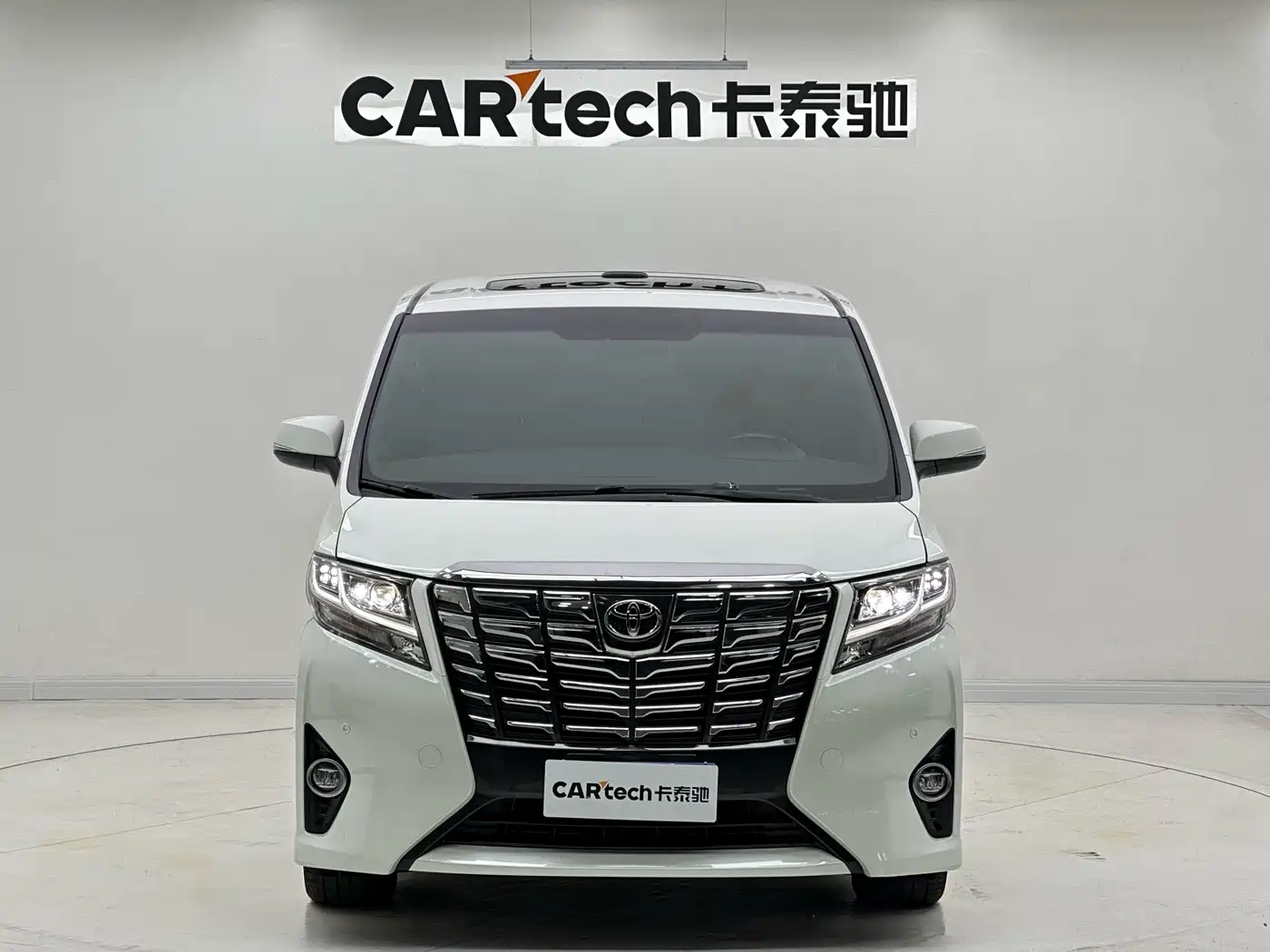 Toyota Alphard 2015 3.5L Premium Edition фото 7