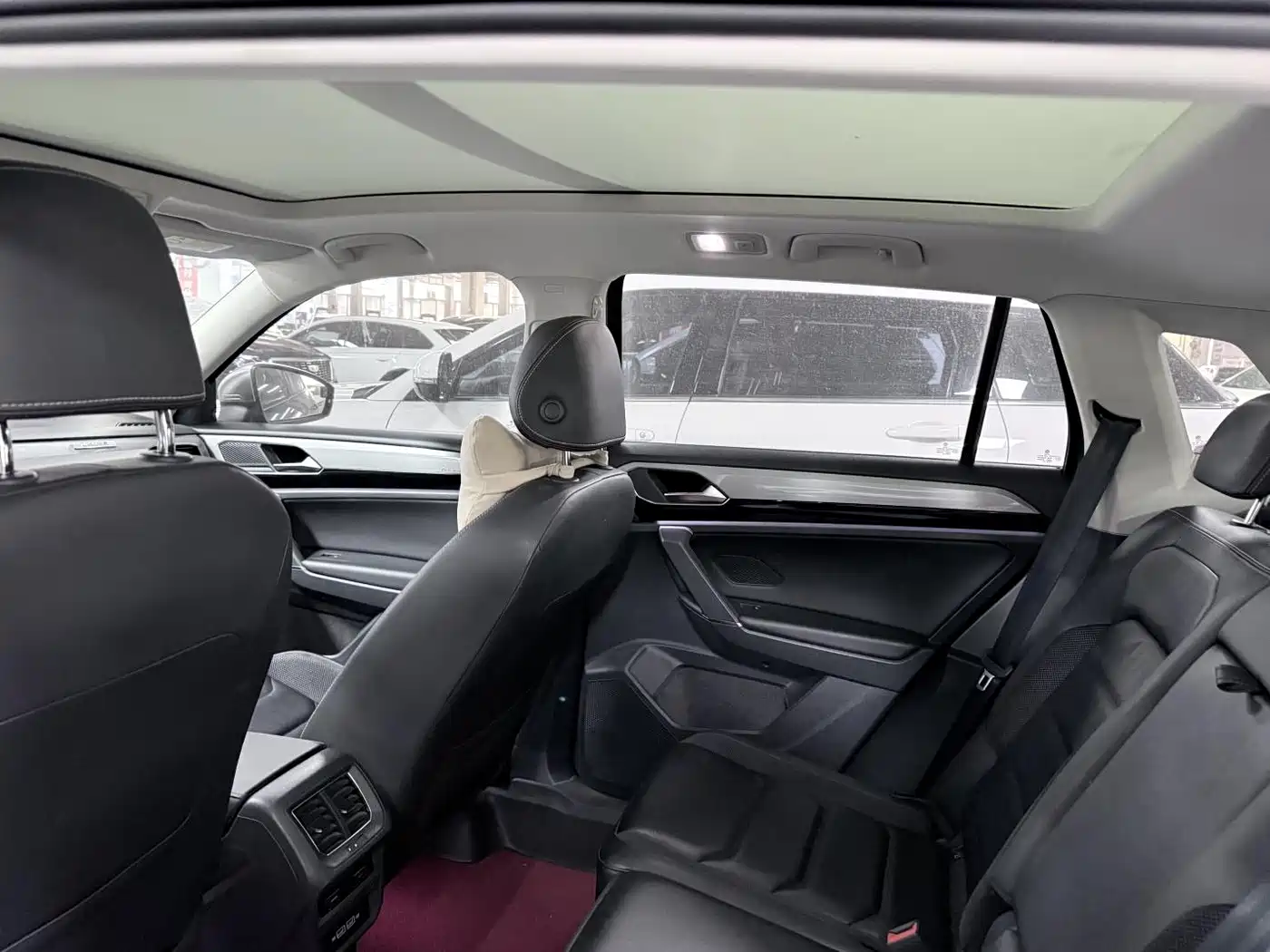 Volkswagen Tayron 2019 330TSI 2WD Luxury China VI фото 13