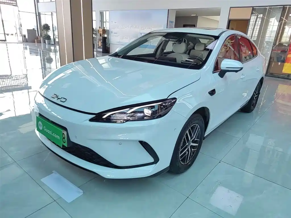 BYD Hai Bao 05 DM-i 2025 DM-i Smart Driving Edition 120KM Flagship