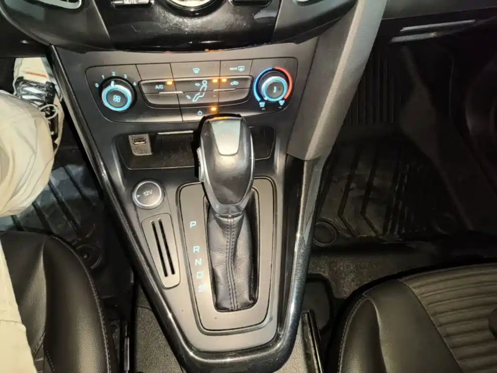 Photo 14 - Ford Focus