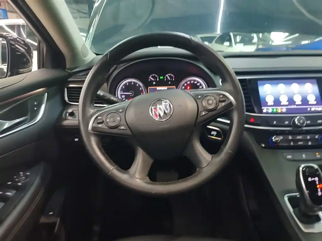 Buick LaCrosse 2022 652T Luxury фото 3
