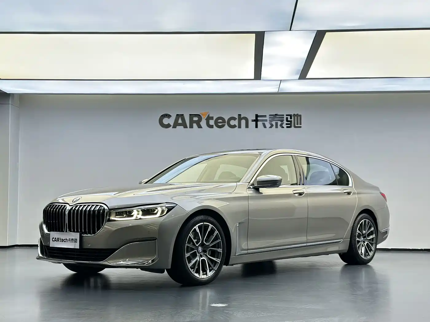 BMW 7 Series 2019 730Li Luxury Package