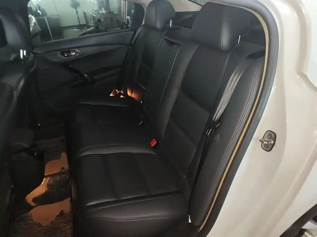 Peugeot 508 2015 1.6THP Auto Excellence Edition фото 24