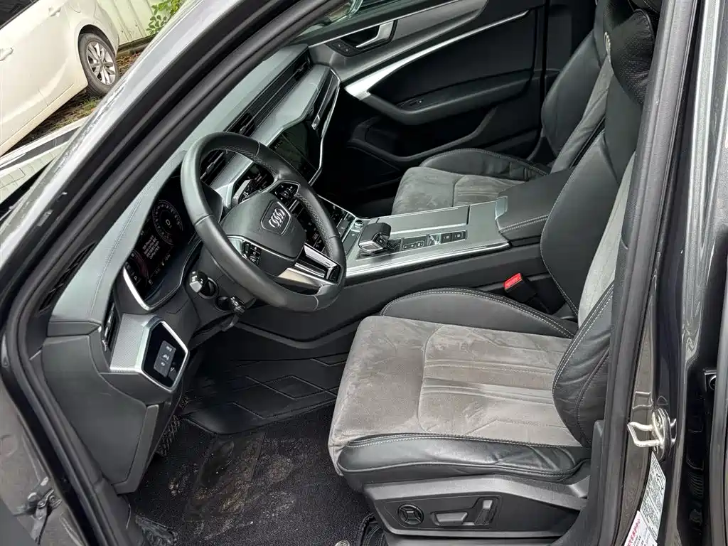 Audi A6L 2021 45 TFSI Exclusive Sport фото 4
