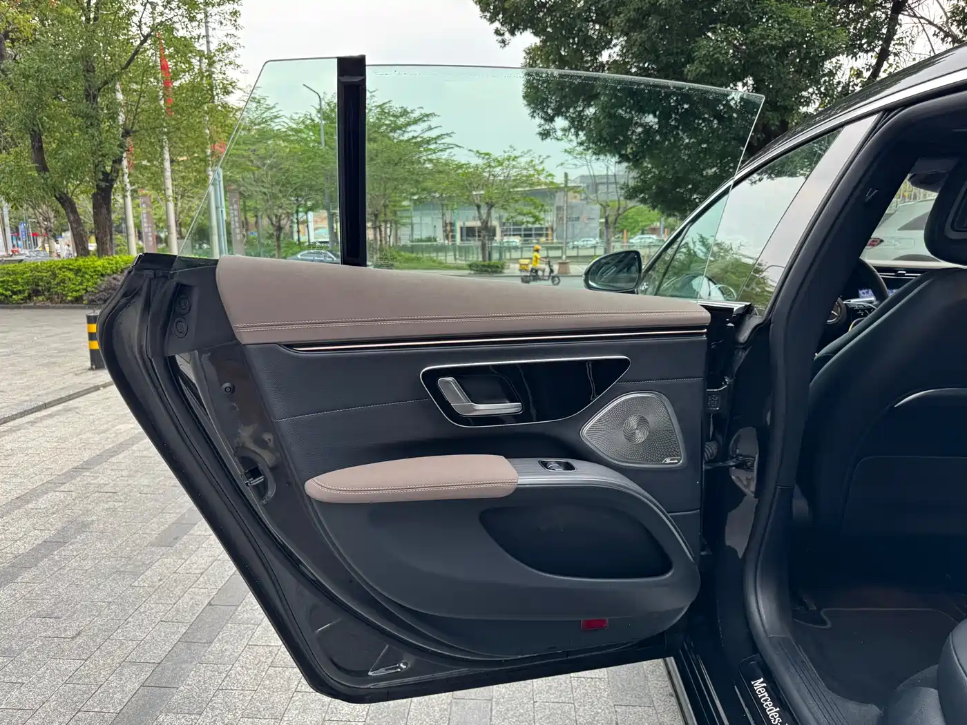 Mercedes-Benz EQS 2022 450+ Luxury Edition фото 13