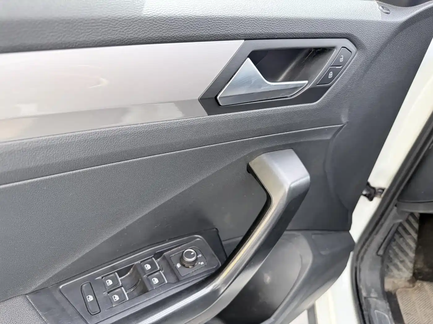 Volkswagen T-ROC 2022 280TSI DSG 2WD Elite PLUS фото 9