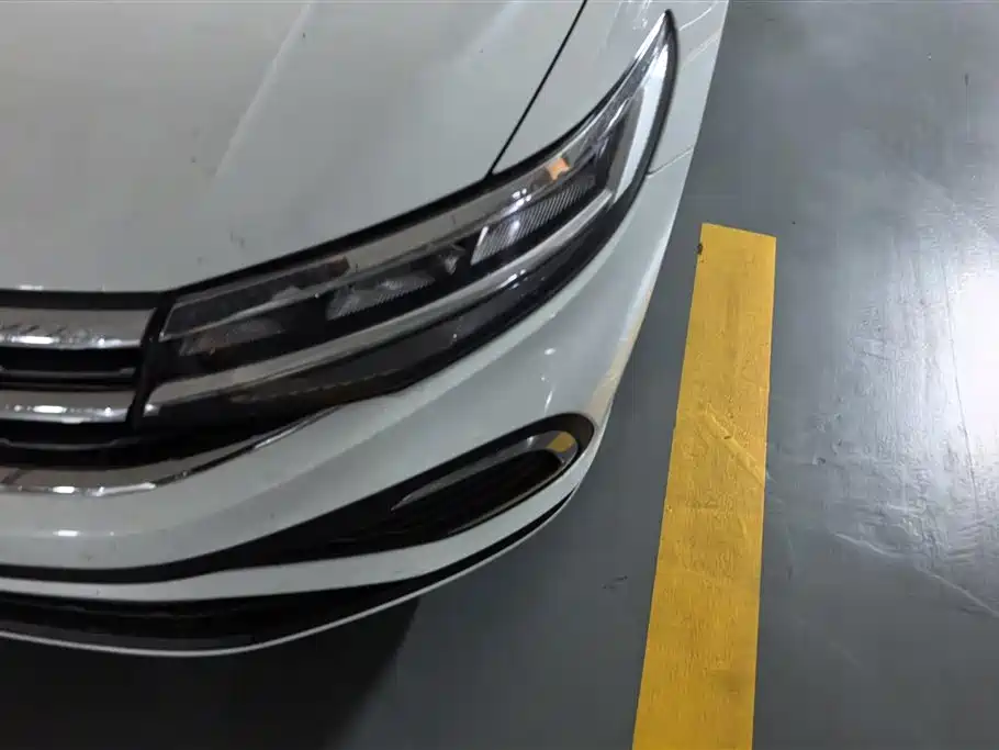 Volkswagen Bora 2024 200TSI Manual Smooth Ride Edition фото 5