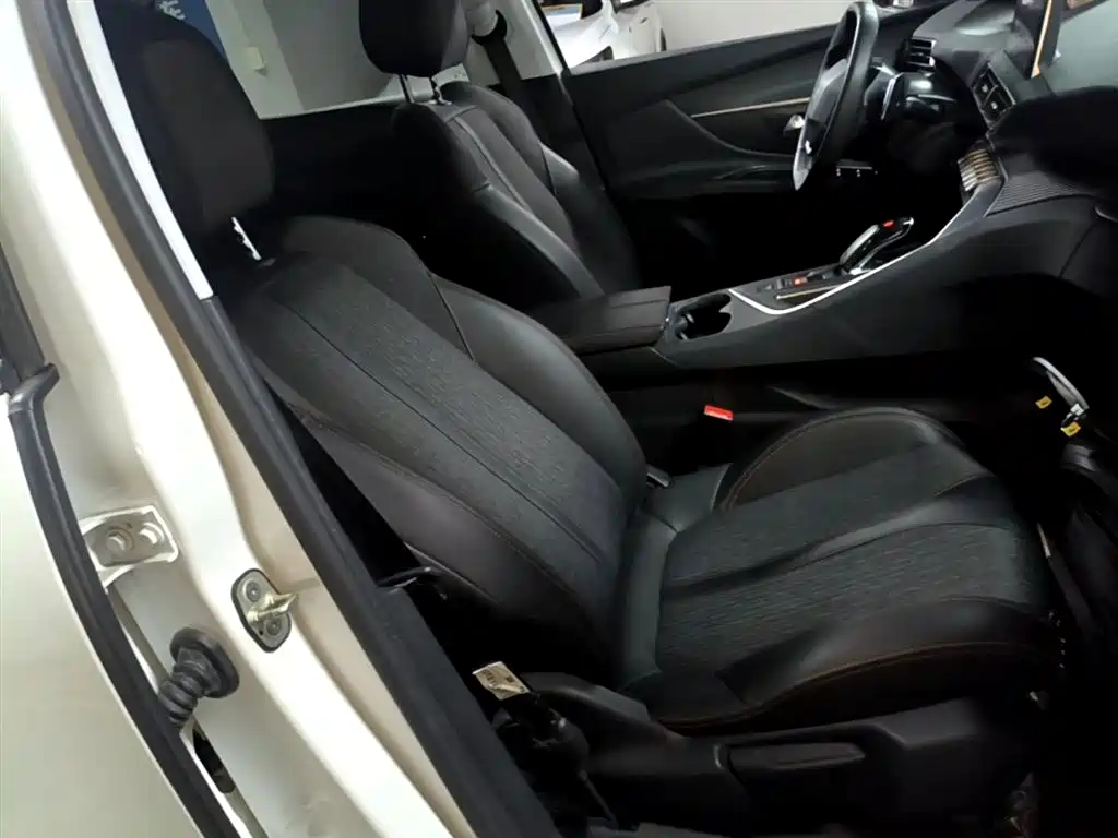 Peugeot 4008 2017 350THP Elite Edition фото 25