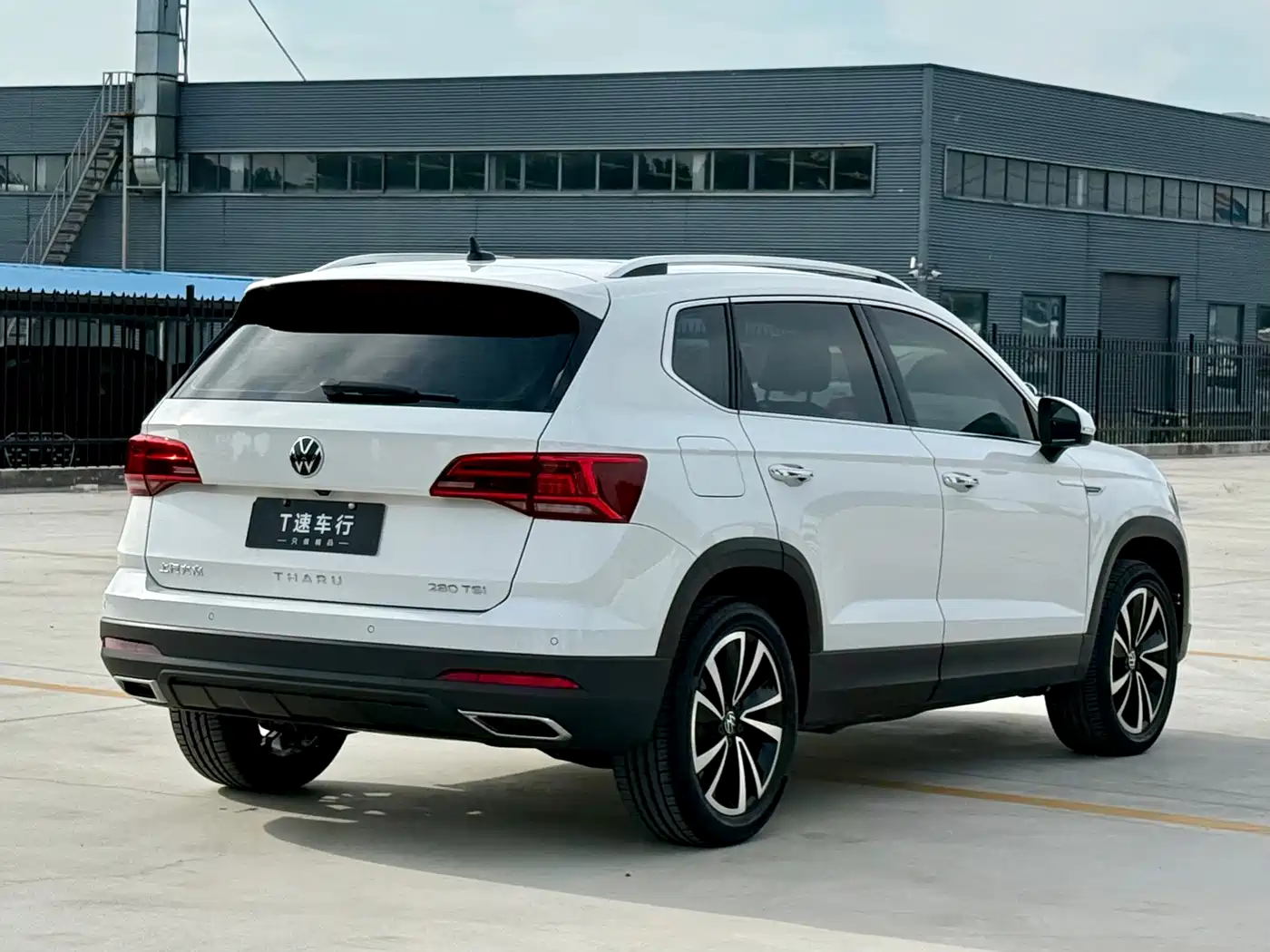 Volkswagen Tharu 2021 Model 280TSI 2WD Luxury Edition фото 5