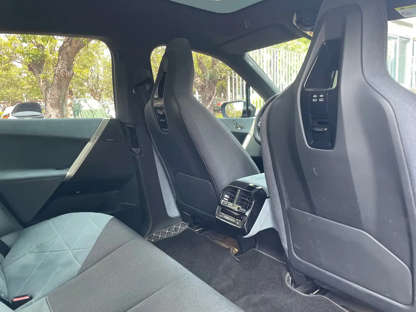 BMW iX 2023 2022 xDrive40
