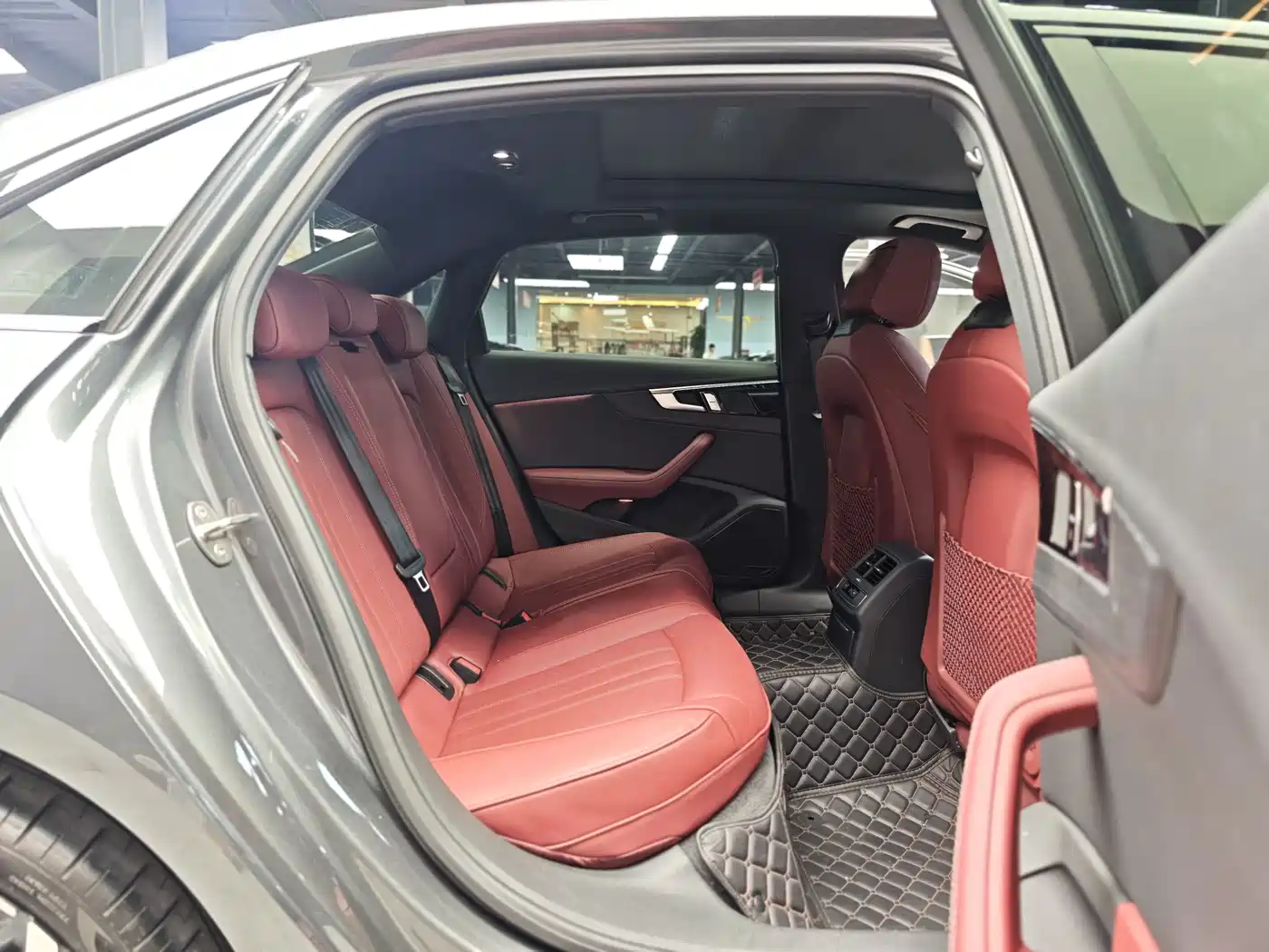 Audi A4L 2024 40 TFSI Luxury Dynamic фото 8