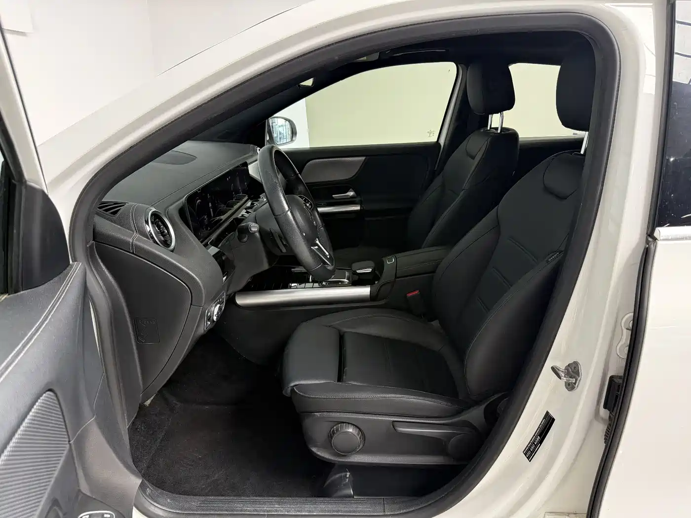 Фото 16 - Mercedes-Benz GLA