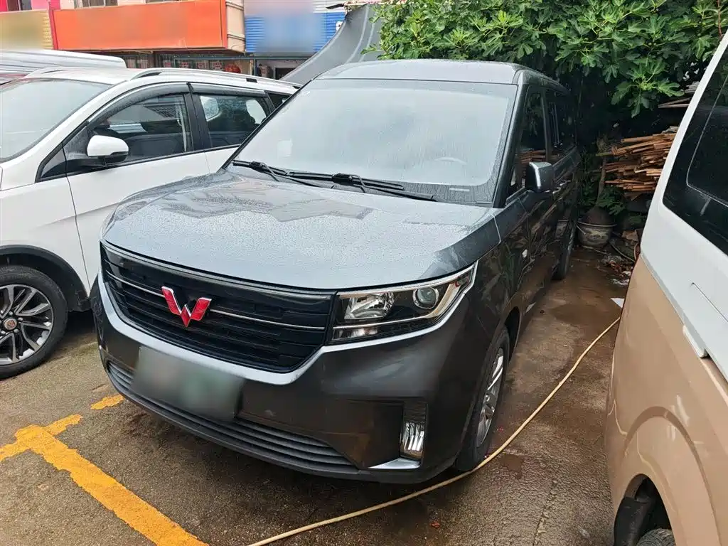 WULING AUTOMOBILE WULING JOURNEY