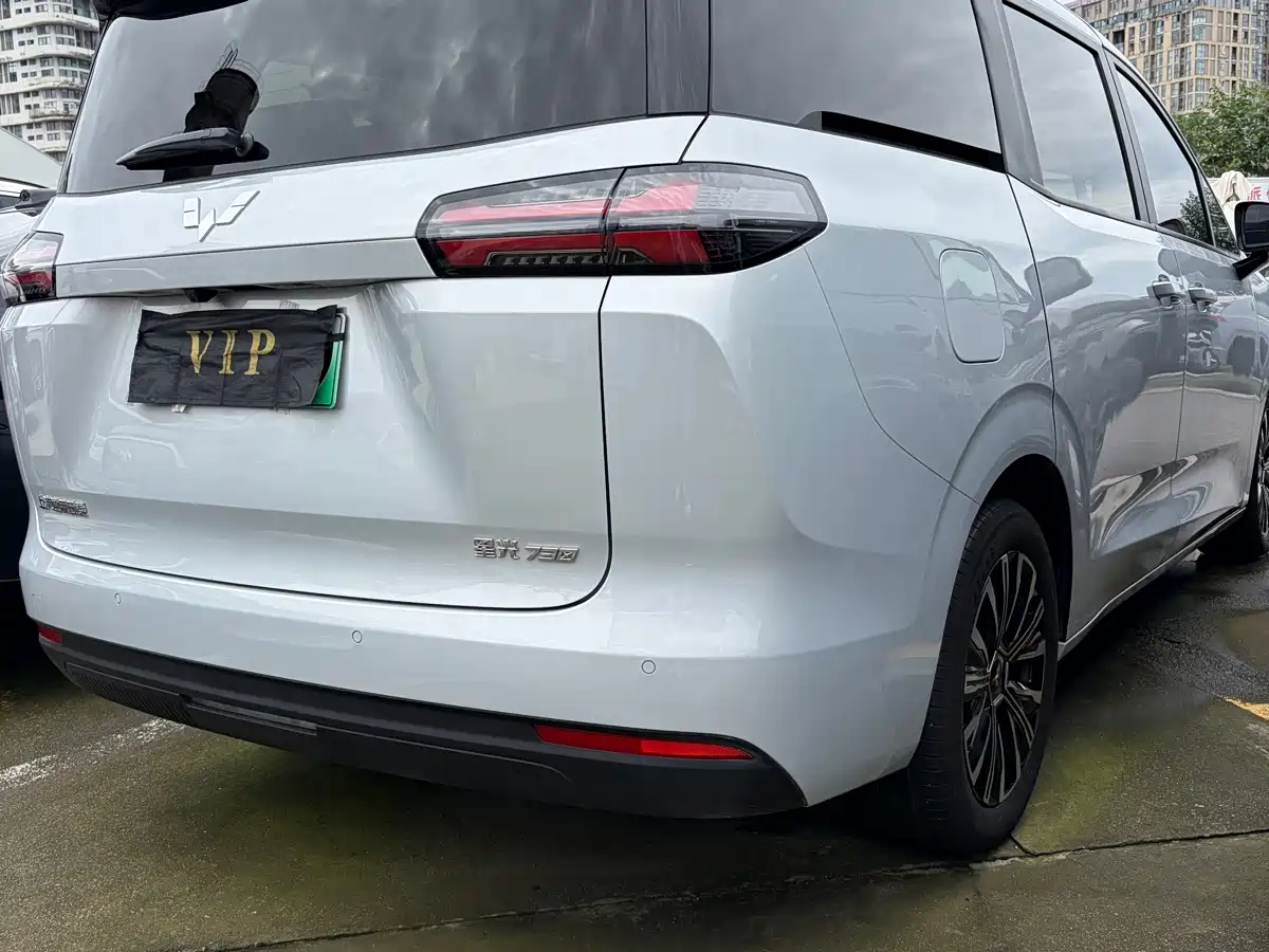 Wuling Motors Xingguang 730 New Energy 2025 2025 Model Plug-in Hybrid Base Version