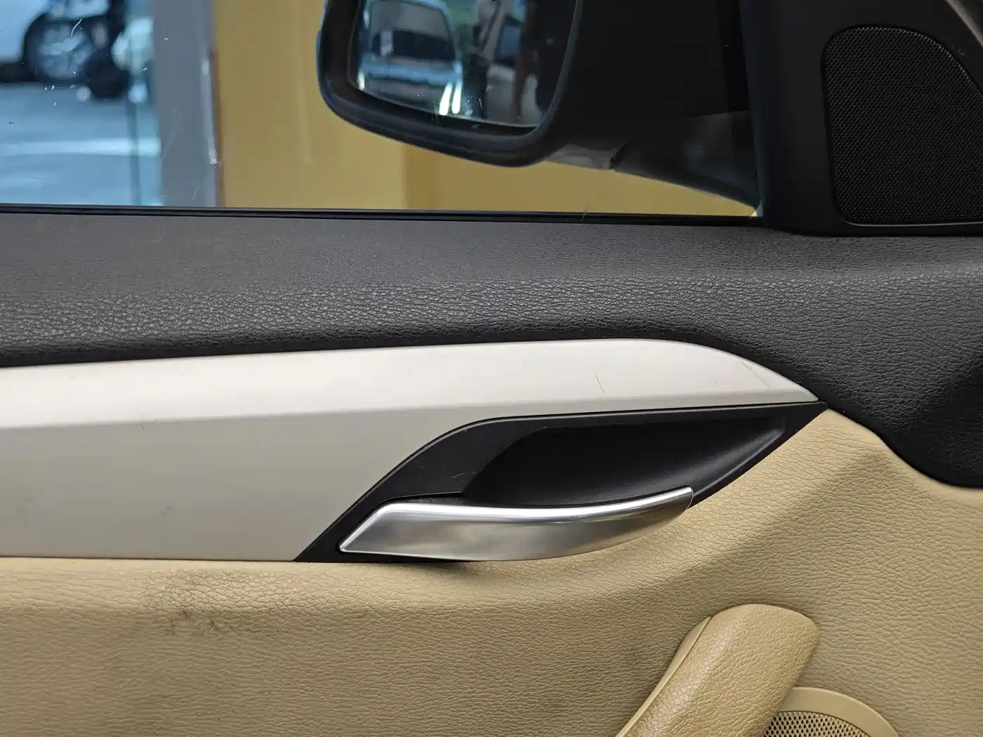 BMW X1 (Import) 2012 sDrive18i Luxury фото 8