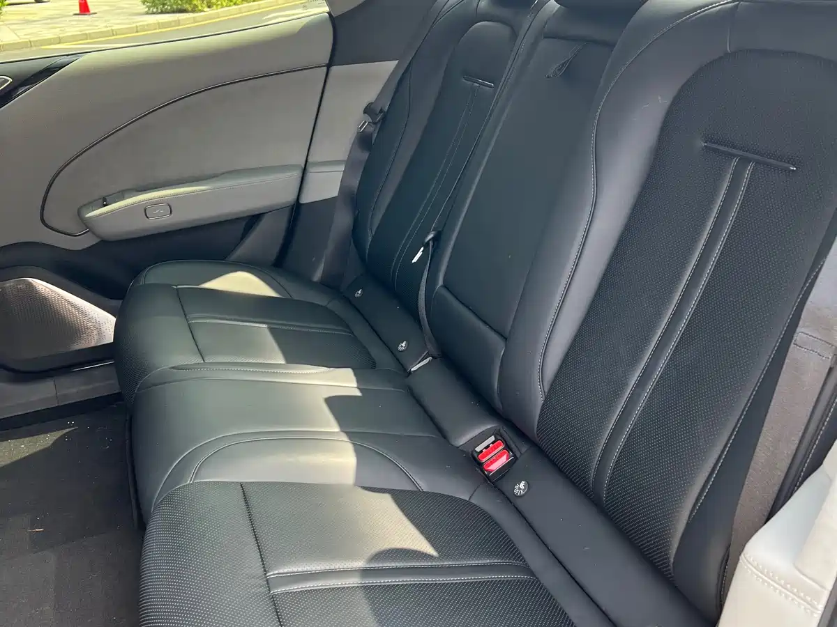 ZEEKR EXTREME KRYPTON 007