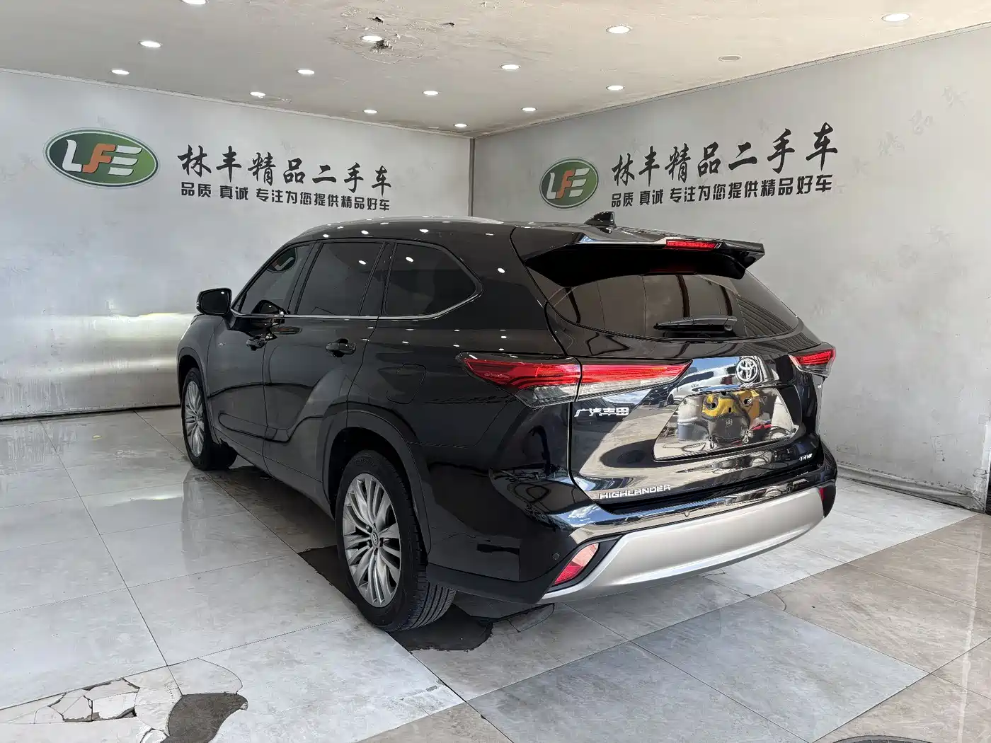Toyota Highlander 2024 2024 2.5L Smart Hybrid 4WD Premium 7-seater