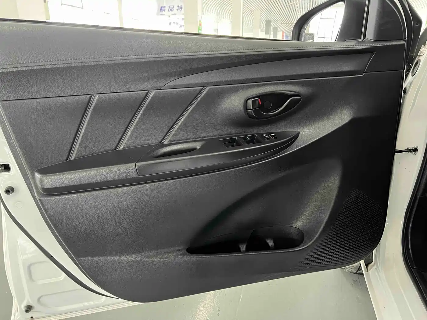 Toyota Vios FS 2019 1.5L CVT Fengchi Edition фото 9