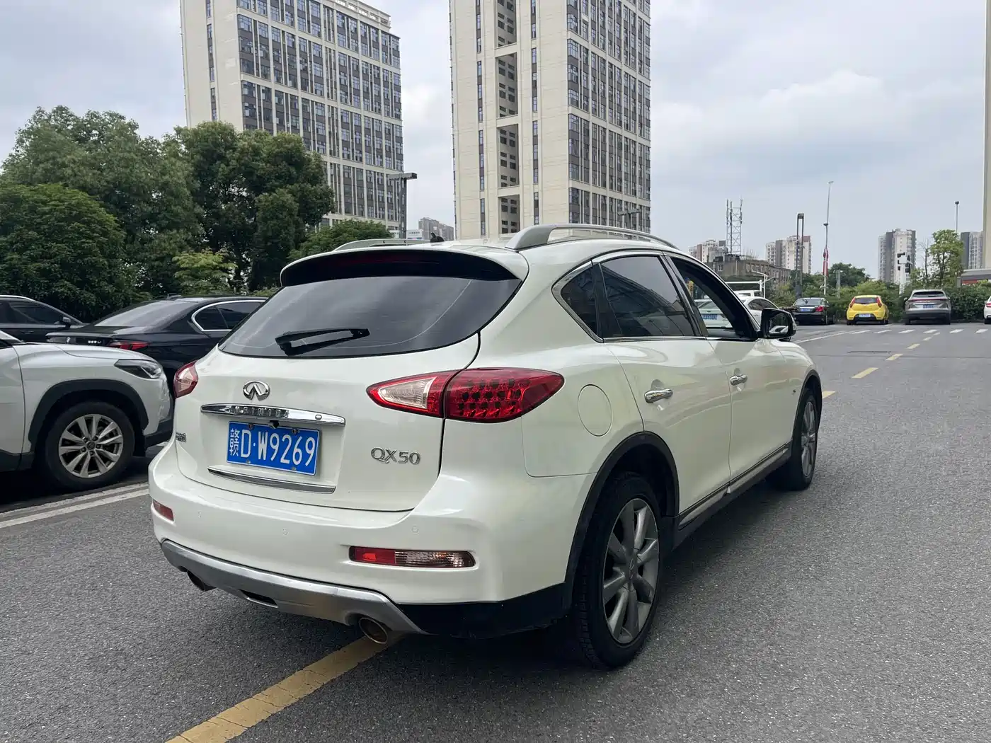 Infiniti QX50 2016 2015 2.5L Comfort Edition