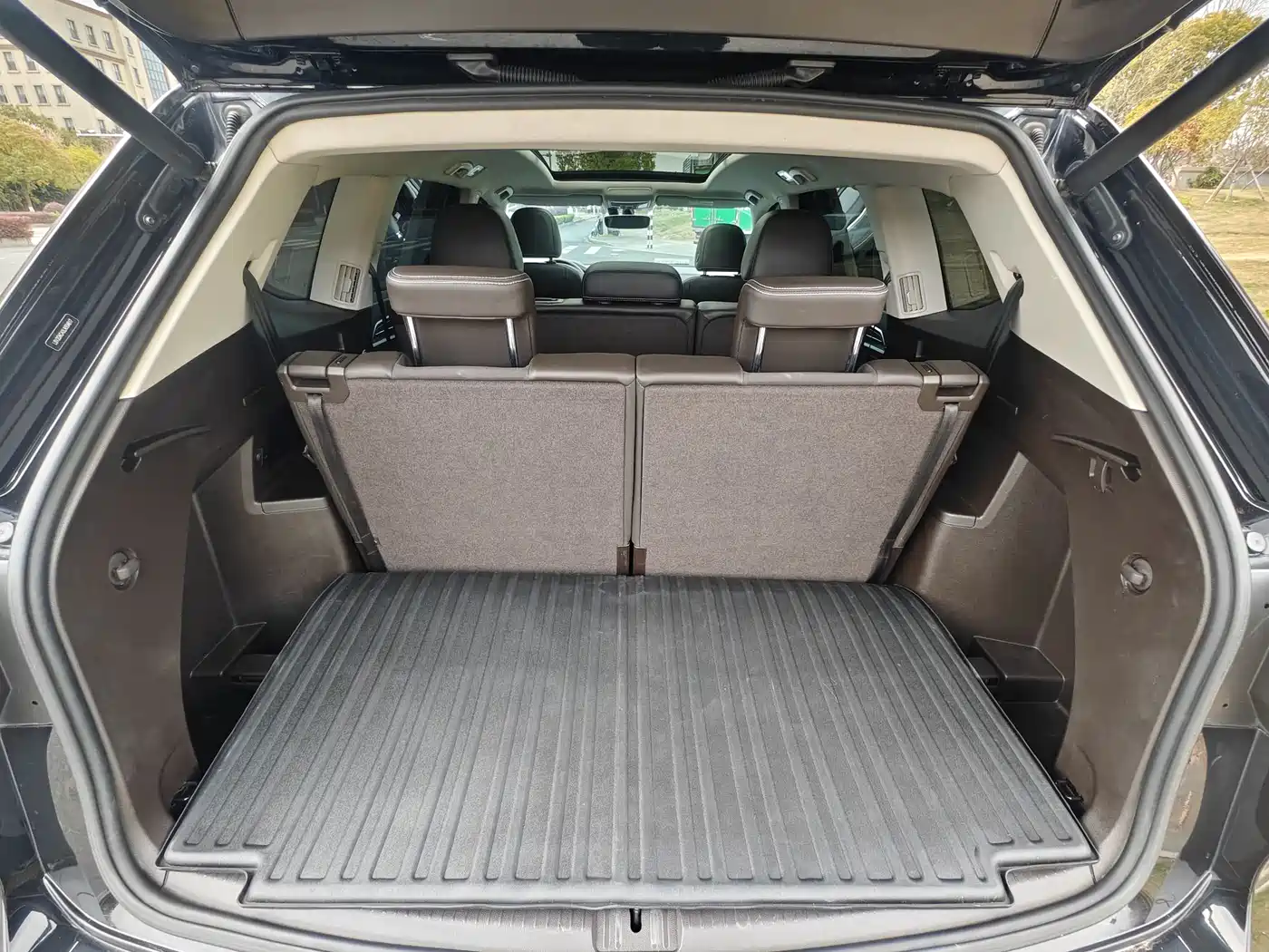 Volkswagen Teramont 2020 330TSI 2WD Luxury China VI фото 20