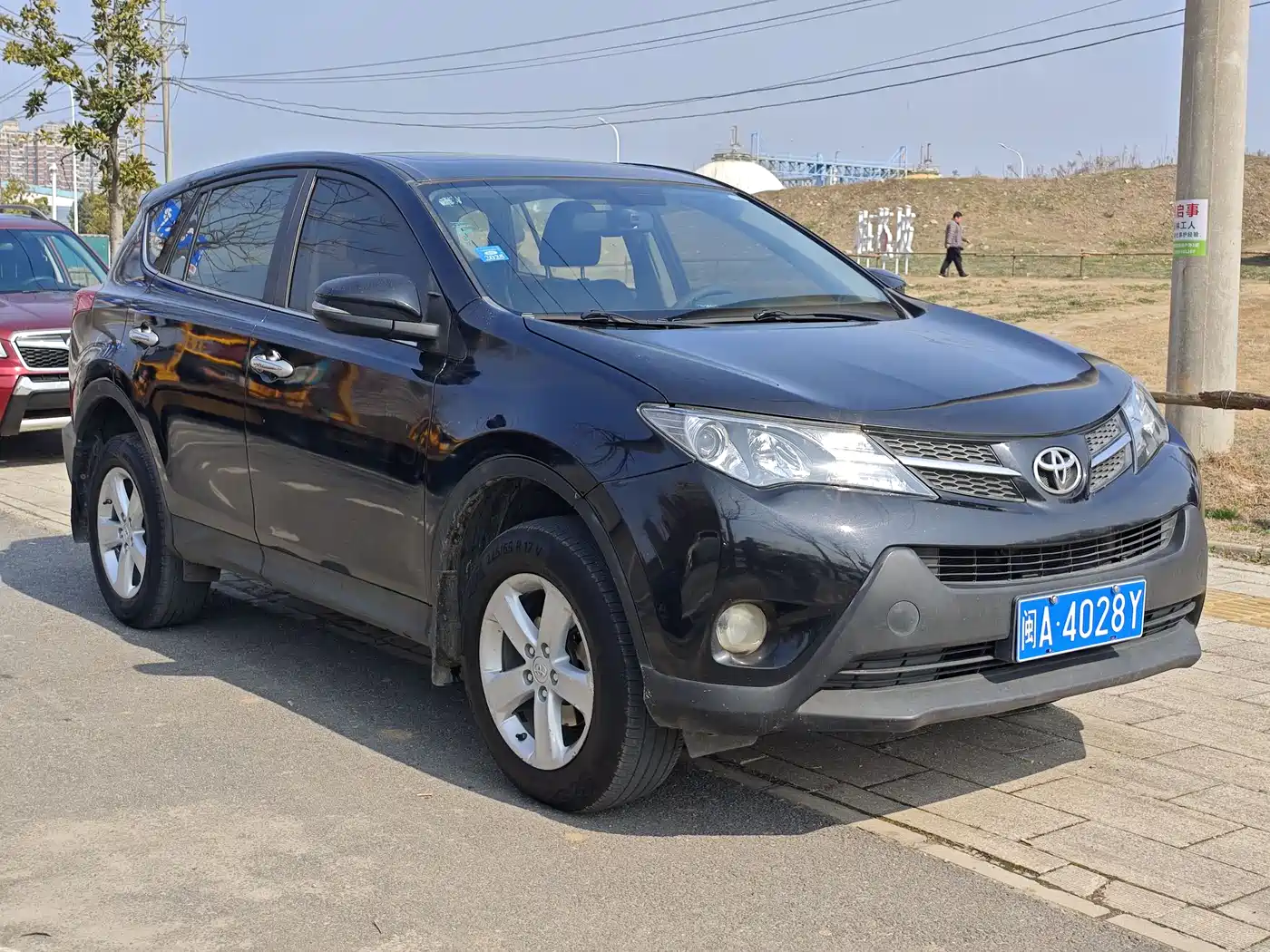 Toyota RAV4 Rongfang 2015 2.5L Automatic 4WD Elite Edition фото 3