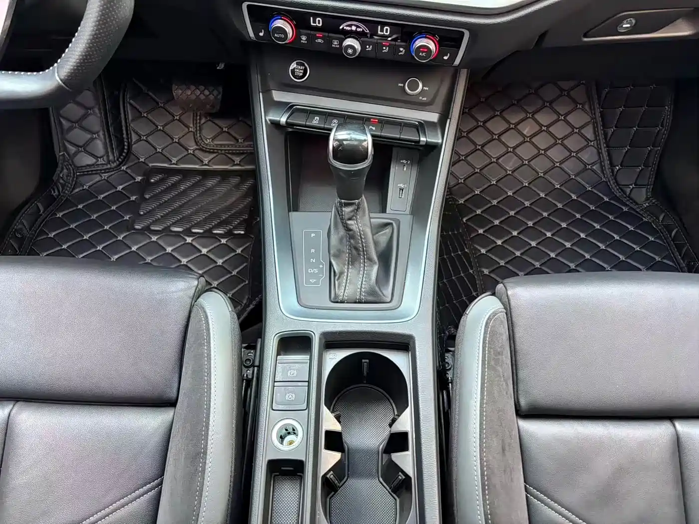 Audi Q3 Sportback 2020 40 TFSI Fashion фото 12