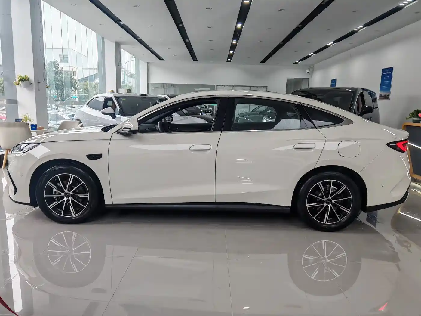 BYD SEAL 06 NEW ENERGY