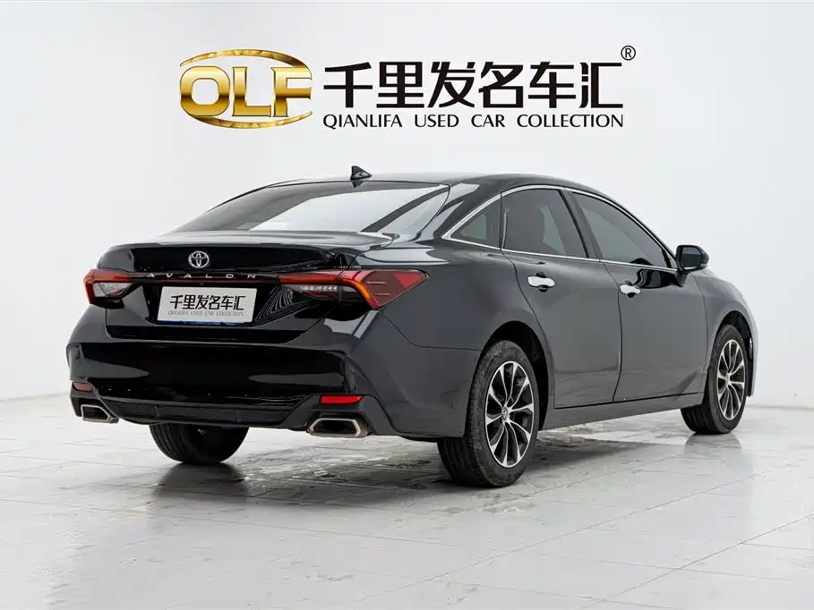Toyota Avalon 2022 2.0L Luxury Edition фото 6