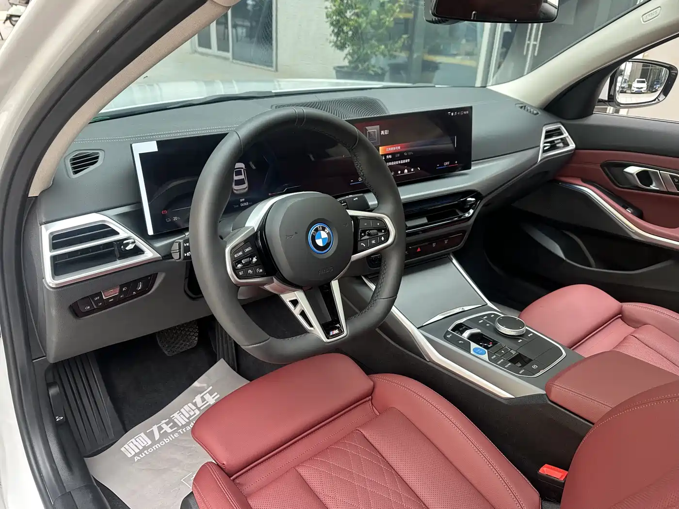 BMW i3 2025 eDrive 35 L фото 8