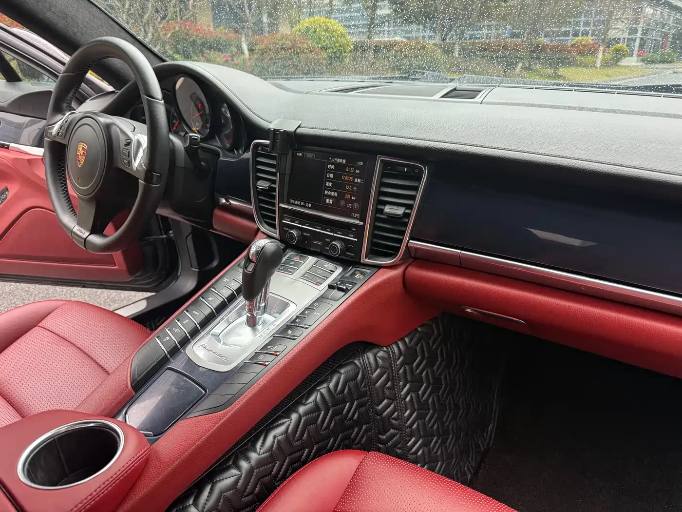 Porsche Panamera 2010 Panamera 3.6L фото 15
