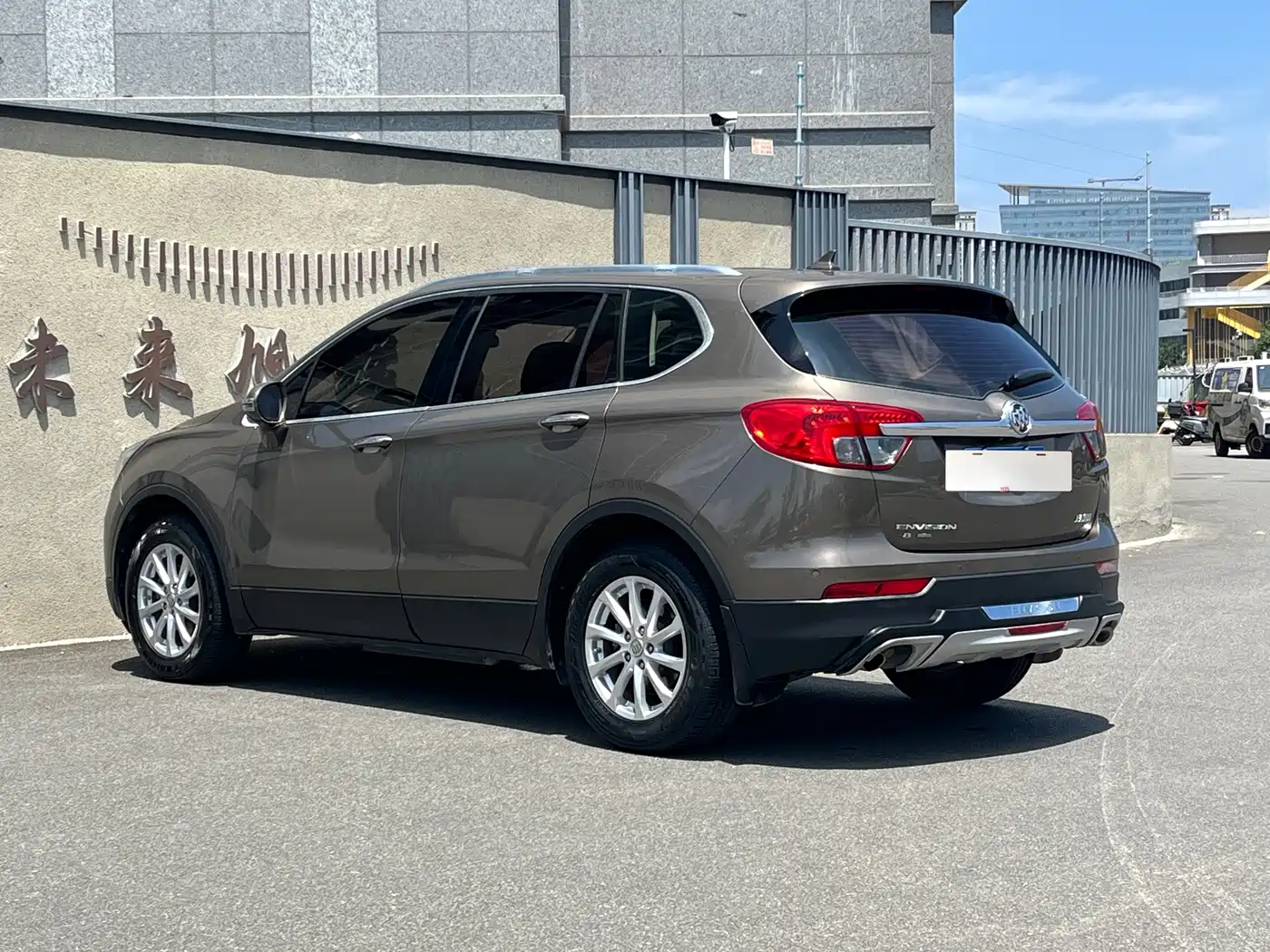 Фото 6 - Buick Envision Plus